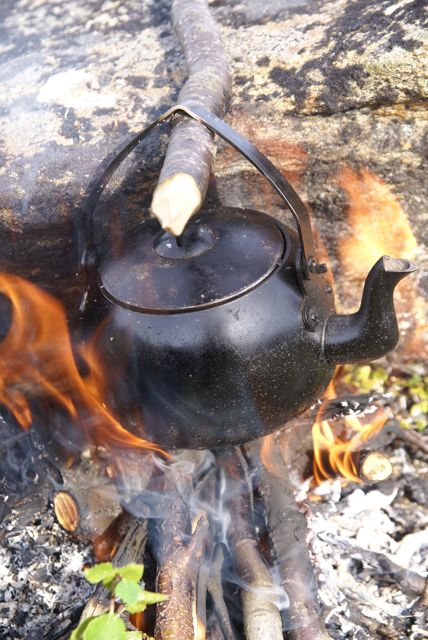 Bålkaffen snart klar