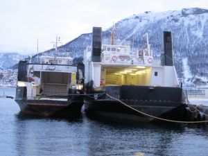 Fergene ligger på vent. Foto: J.K. Bless