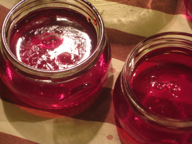 Gele i glass. Foto: J.K. Bless