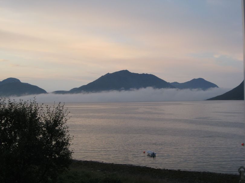 Tåka kommer sigende