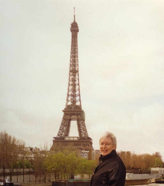 Eldre dame i Paris