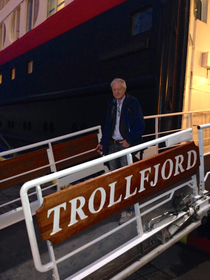 ga%cc%8ar-i-land-igjen