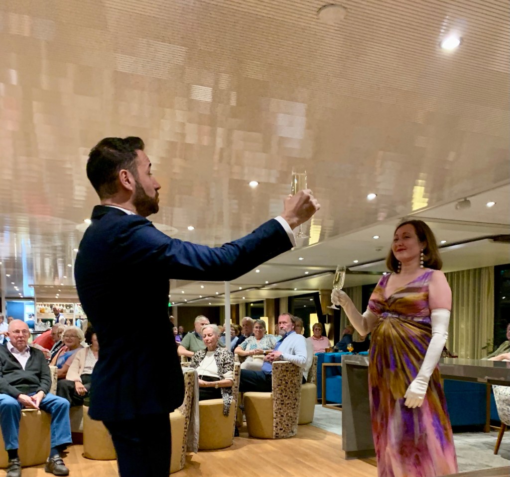 Wien opera. Elvecruise.